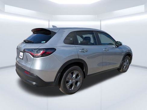 New 2026 Honda HR-V LX image 4