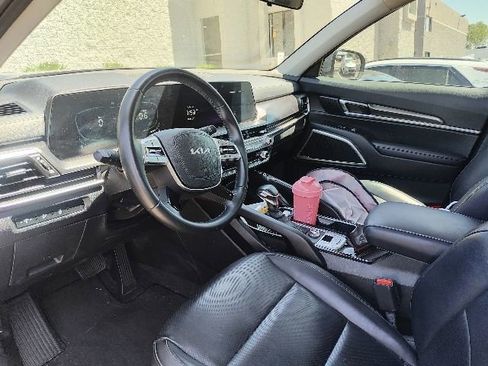 Used 2024 Kia Telluride S w/ S Sunroof Package FWD image 5