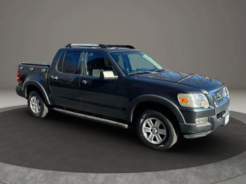 Used 2010 Ford Explorer Sport Trac XLT image 10
