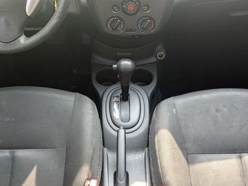 Used 2017 Nissan Versa S Plus FWD image 16