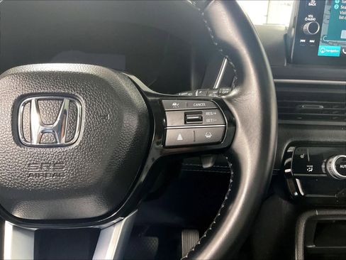 Used 2024 Honda Pilot Touring image 24