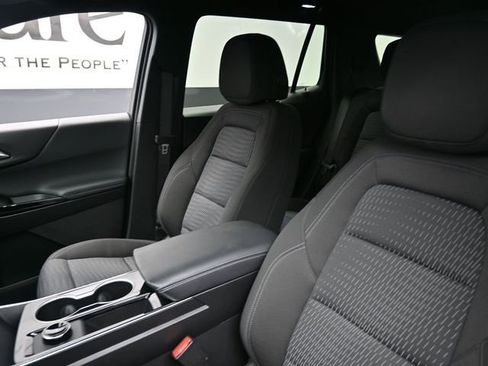 Used 2026 Chevrolet Equinox LT image 16