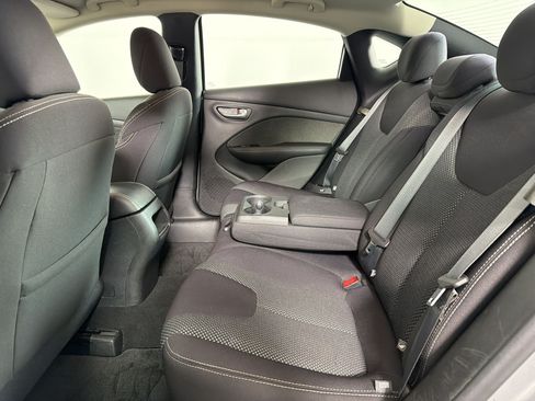 Used 2014 Dodge Dart SXT FWD image 19