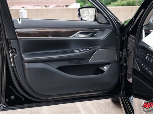 Used 2020 BMW 740i w/ Cold Weather Package RWD image 53