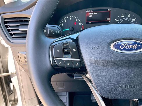 Used 2021 Ford Escape SE w/ Convenience Package FWD image 23