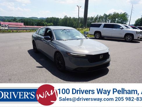 Used 2025 Honda Accord SE image 1