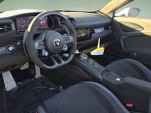 Used 2023 Maserati MC20 Spyder image 46