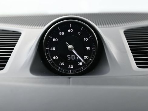 Certified 2025 Porsche Cayenne S AWD/4WD image 19