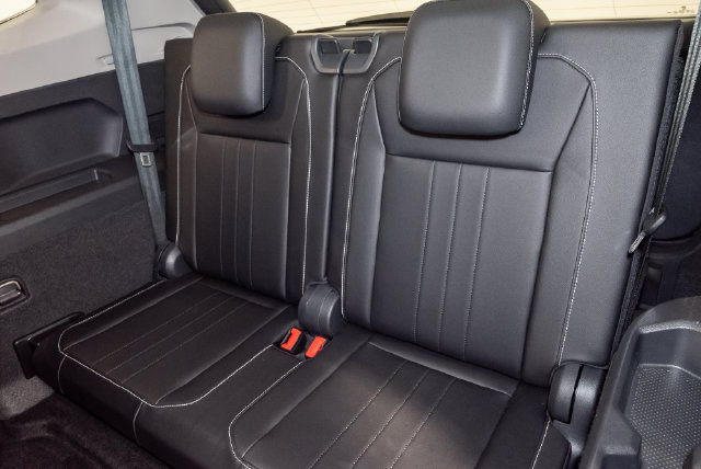 Used 2023 Volkswagen Tiguan SE FWD image 24