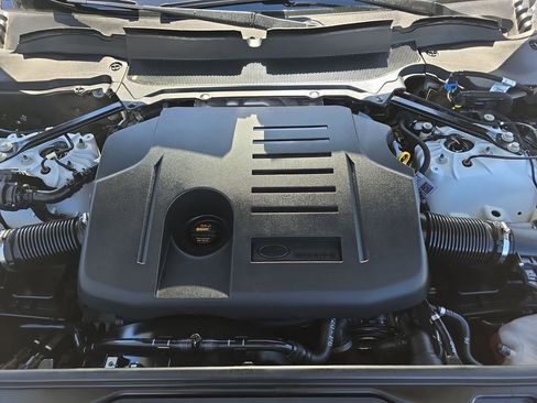 Used 2023 Land Rover Discovery HSE R-Dynamic image 33