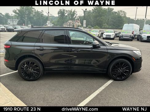 Certified 2023 Lincoln Corsair Reserve AWD/4WD image 9
