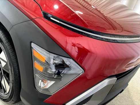 Used 2025 Hyundai Kona SEL AWD/4WD image 27