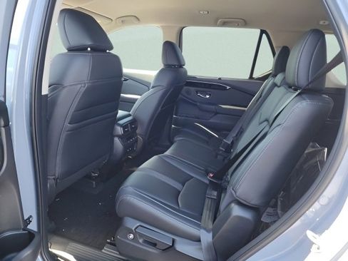 New 2026 Honda Pilot EX-L image 17