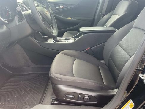 Used 2024 Chevrolet Malibu RS FWD image 16