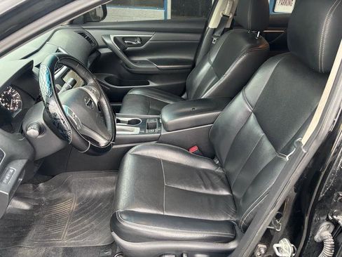 Used 2018 Nissan Altima 2.5 SL FWD image 9