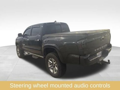 Used 2016 Toyota Tacoma Limited w/ Towing Package image 5