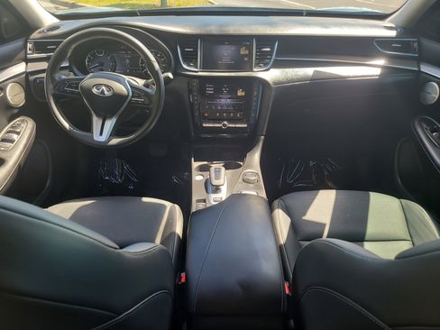 Used 2023 INFINITI QX50 Luxe FWD image 16