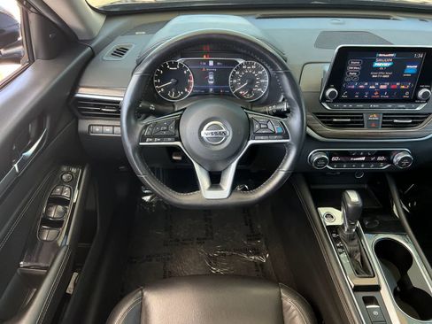 Used 2021 Nissan Altima 2.5 SL FWD image 15