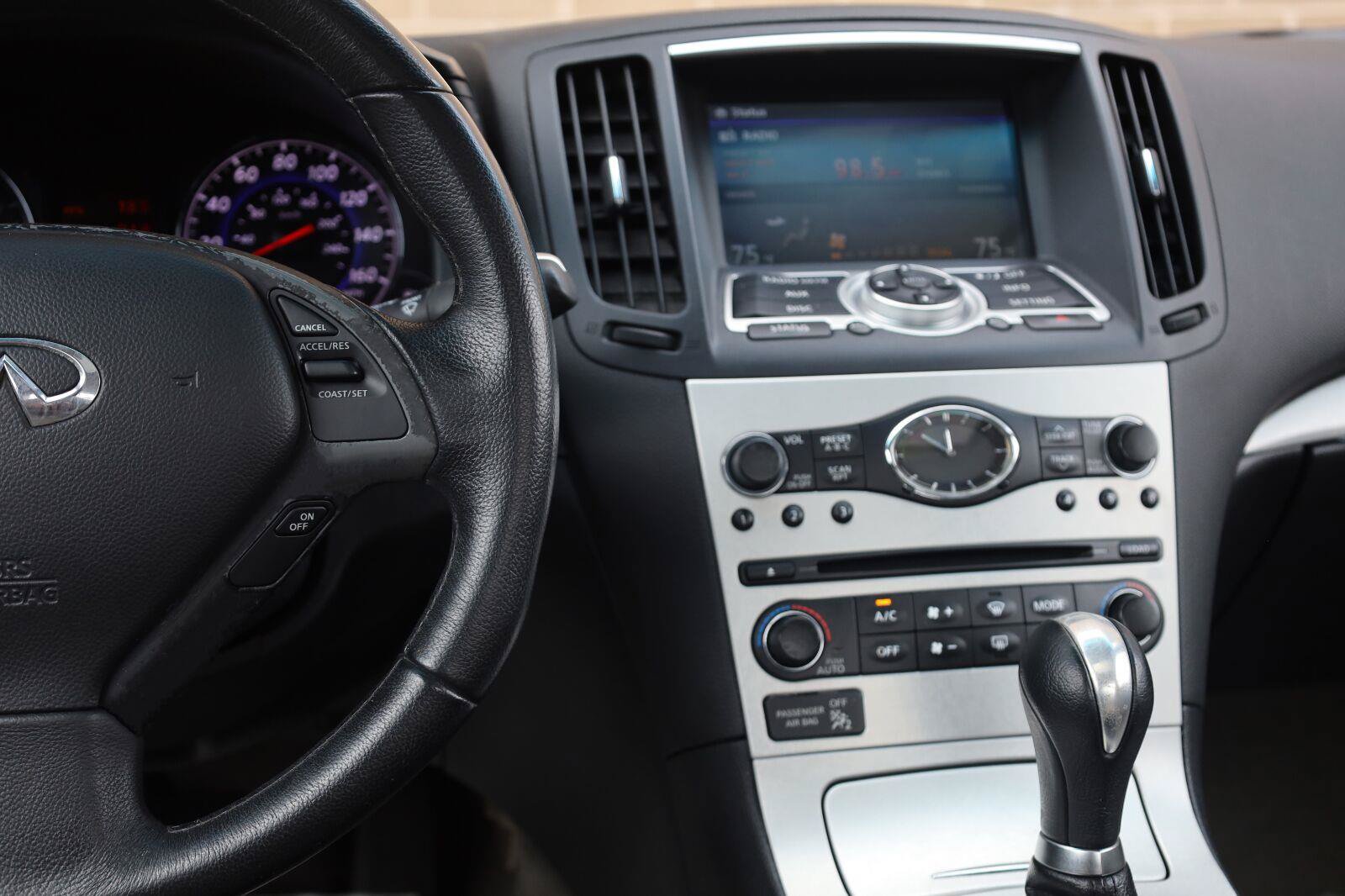Used 2009 INFINITI G37 Journey w/ Premium Pkg RWD image 27
