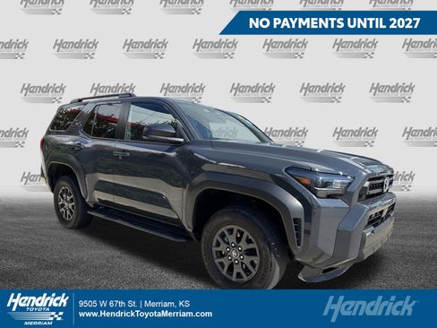 Used 2025 Toyota 4Runner SR5 AWD/4WD image 1