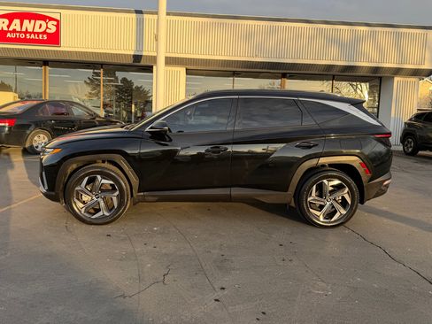 Used 2023 Hyundai Tucson Limited image 16