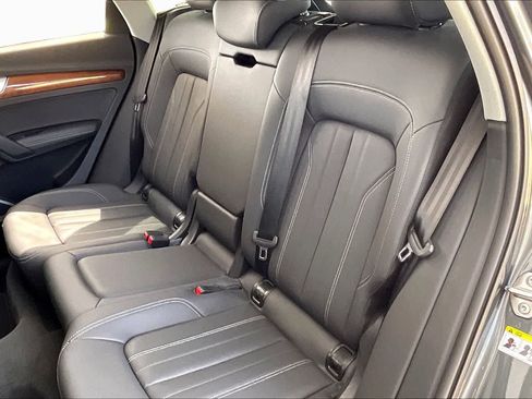Used 2023 Audi Q5 2.0T Premium Plus w/ Premium Plus Package AWD/4WD image 20
