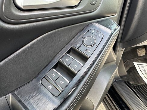 Used 2023 Nissan Rogue SL w/ SL Premium Package image 27