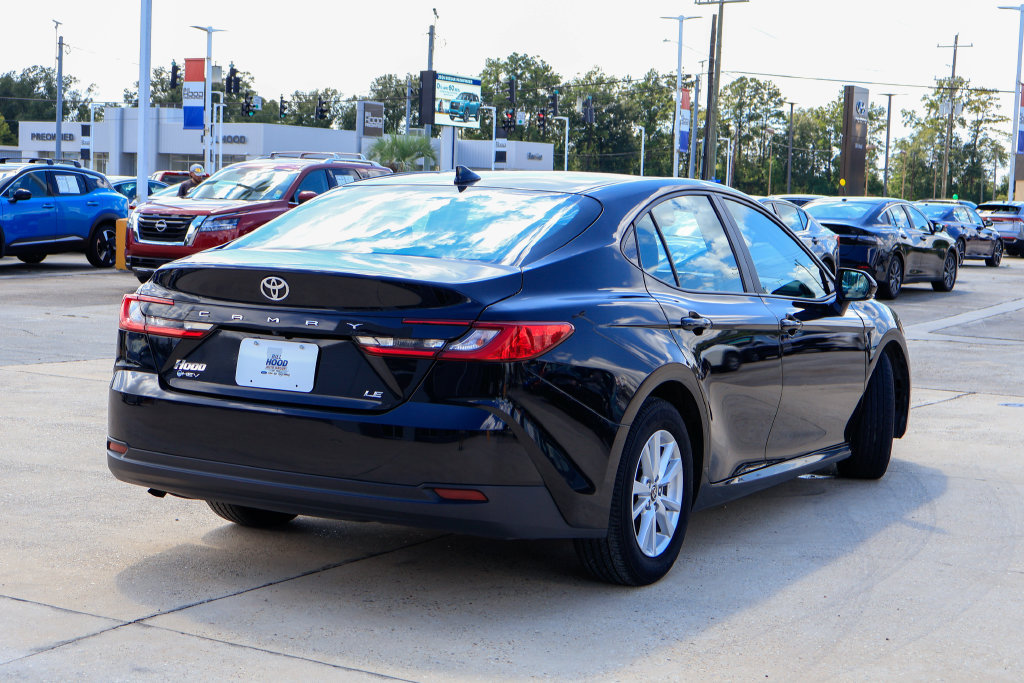 Used 2025 Toyota Camry LE FWD image 20
