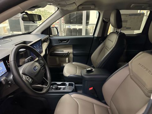 New 2026 Ford Maverick Lariat image 16