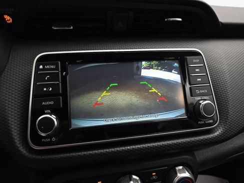 Used 2022 Nissan Kicks S FWD image 23