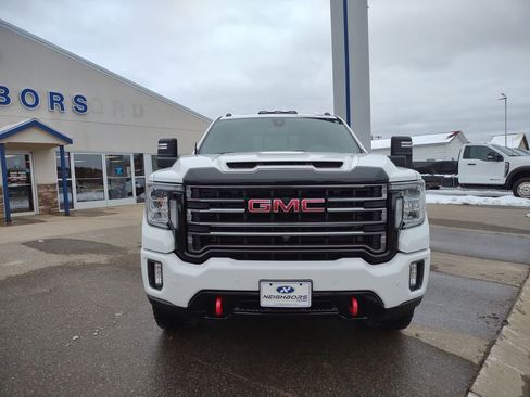 Used 2020 GMC Sierra 2500 AT4 w/ AT4 Premium Package AWD/4WD image 11