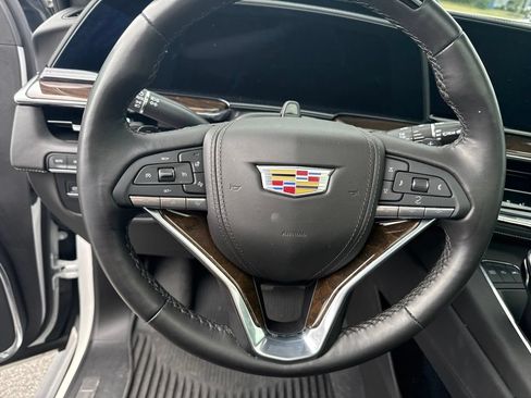 Used 2024 Cadillac Escalade ESV Sport Platinum w/ LPO, ONYX Package AWD/4WD image 14