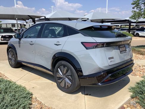 Used 2024 Nissan Ariya AWD image 31