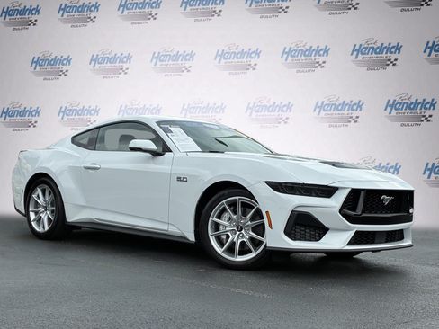 Used 2025 Ford Mustang GT Premium RWD image 2
