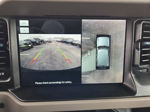 Used 2022 Ford Bronco Wildtrak image 16