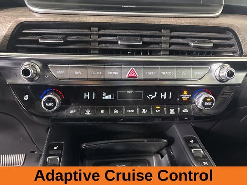 Used 2022 Kia Telluride EX w/ EX Premium Package image 18