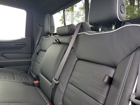 New 2026 GMC Sierra 1500 AT4X image 12