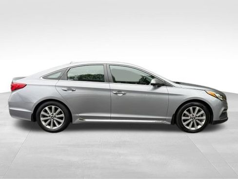 Used 2017 Hyundai Sonata Limited FWD image 7