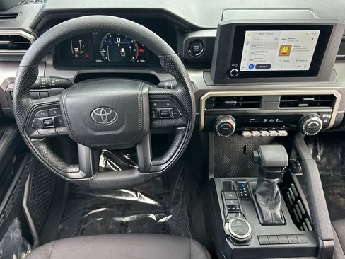 Used 2025 Toyota Tacoma SR5 image 15