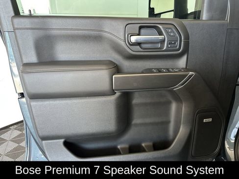 Used 2020 GMC Sierra 2500 AT4 w/ AT4 Premium Package image 11