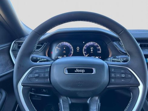 New 2026 Jeep Grand Cherokee Limited AWD/4WD image 5