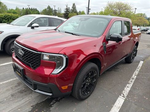 Used 2025 Ford Maverick Lariat w/ Black Appearance Package AWD/4WD image 1