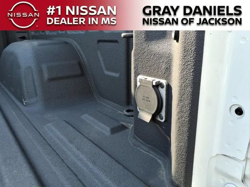 Used 2020 GMC Sierra 1500 AT4 w/ AT4 Premium Package AWD/4WD image 8