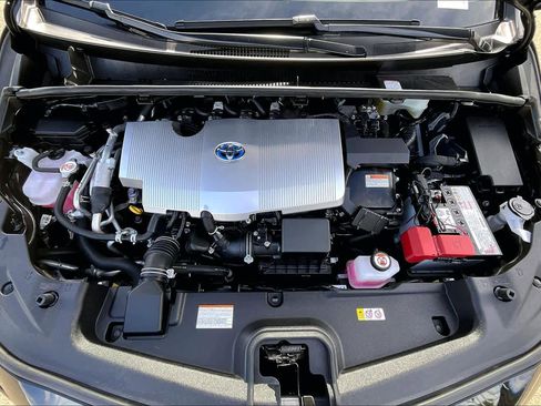 Certified 2022 Toyota Prius Prime LE image 31