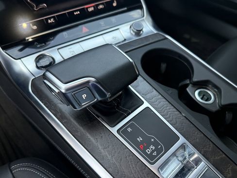 Used 2022 Audi A6 Premium Plus image 13