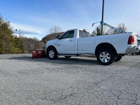 Used 2015 RAM 3500 SLT w/ Popular Equipment Group image 34