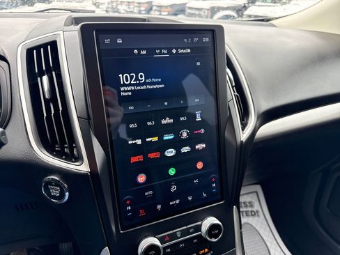 Used 2024 Ford Edge SEL w/ Convenience Package image 30