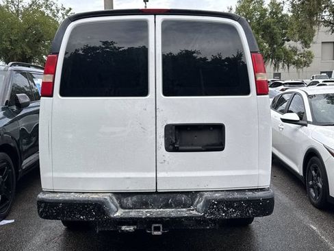 Used 2018 Chevrolet Express 2500 w/ Driver Convenience Package RWD image 5