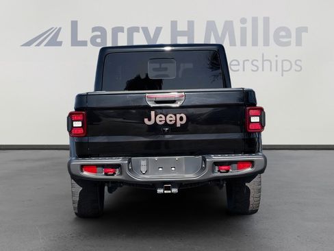 Used 2022 Jeep Gladiator Rubicon w/ LED Lighting Group AWD/4WD image 5