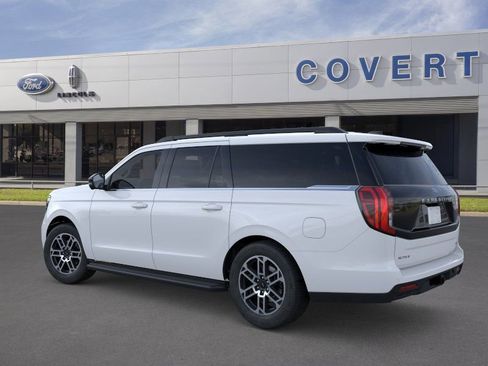 New 2026 Ford Expedition Max Active RWD image 4